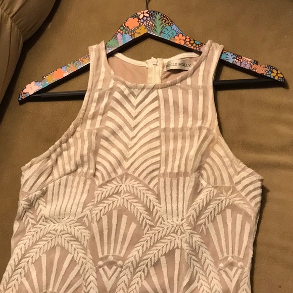 Hello Molly Nude and White Lace Dress - Picture 1 of 4